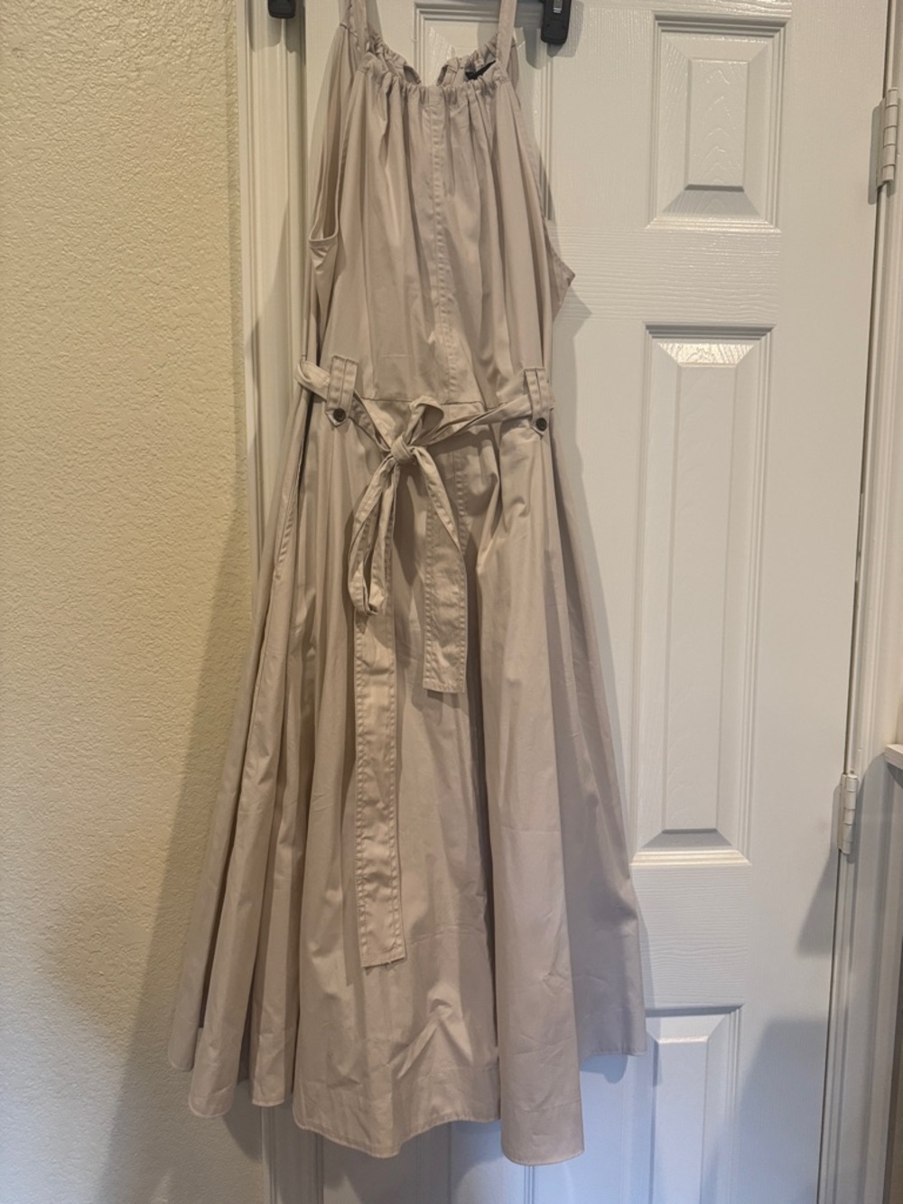 Banana Republic Light Beige Sleeveless Gathered Neck Dress